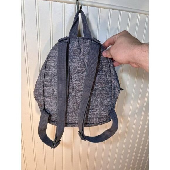 𝅺ADIDAS Linear Mini Backpack - Picture 10 of 12